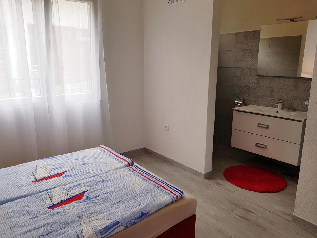 Apartmán Pink Paradiso Rogoznica  Exteriér fotografie