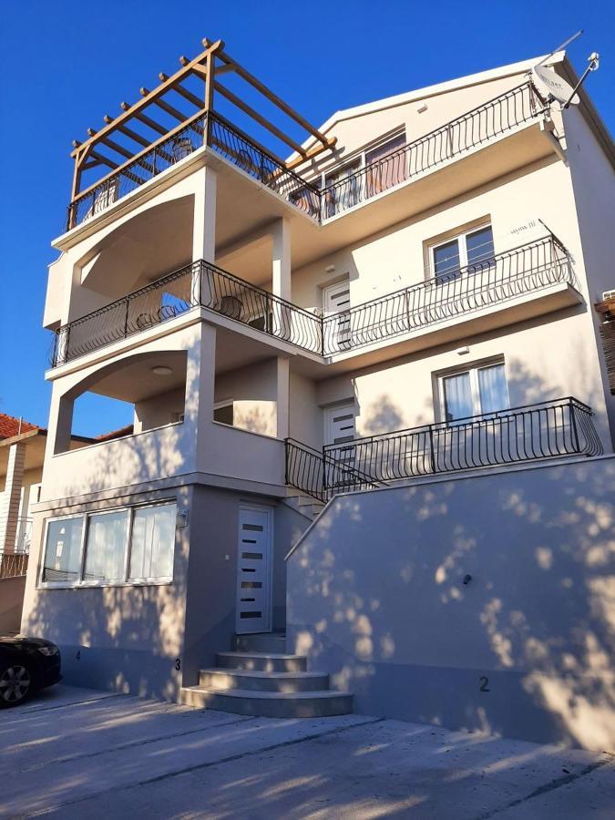 Apartmán Pink Paradiso Rogoznica  Exteriér fotografie